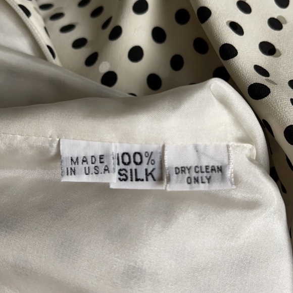 Carolina Herrera polka dot 100% silk dress - Picture 11 of 14